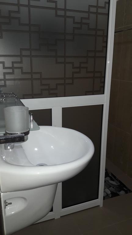 Hotel Ancient Village Полонарува Екстериор снимка
